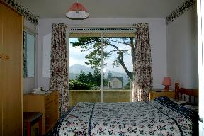 Aber holiday cottage bedroom